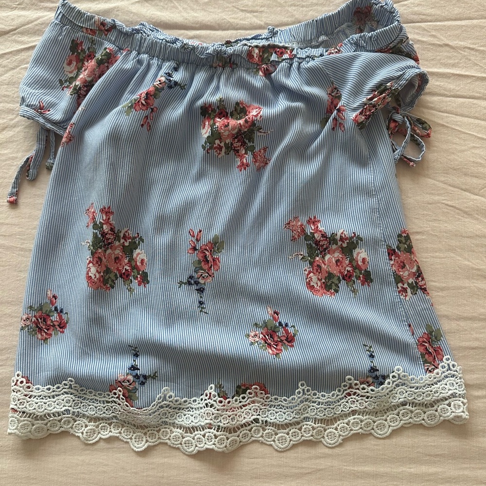 Floral Off-Shoulder Top with Lace Trim